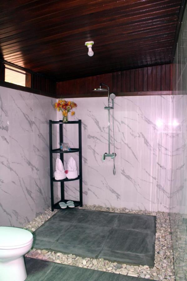 Guest house Amoryg And Dive Raja Ampat Pulau Mansuar
