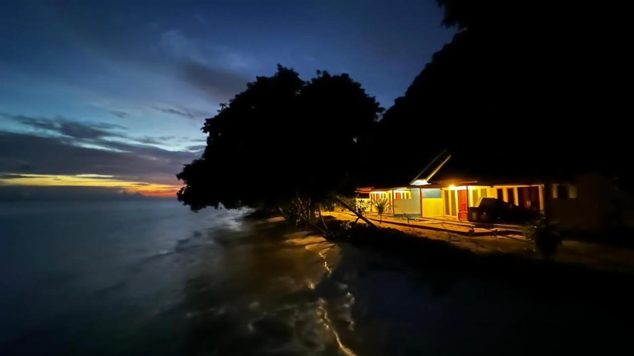 Amoryg And Dive Raja Ampat