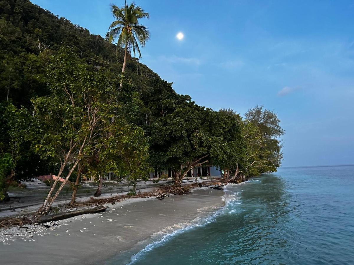 Guest house Amoryg And Dive Raja Ampat