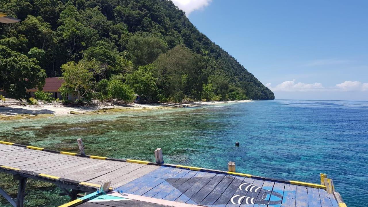 Amoryg And Dive Raja Ampat Guest house *
