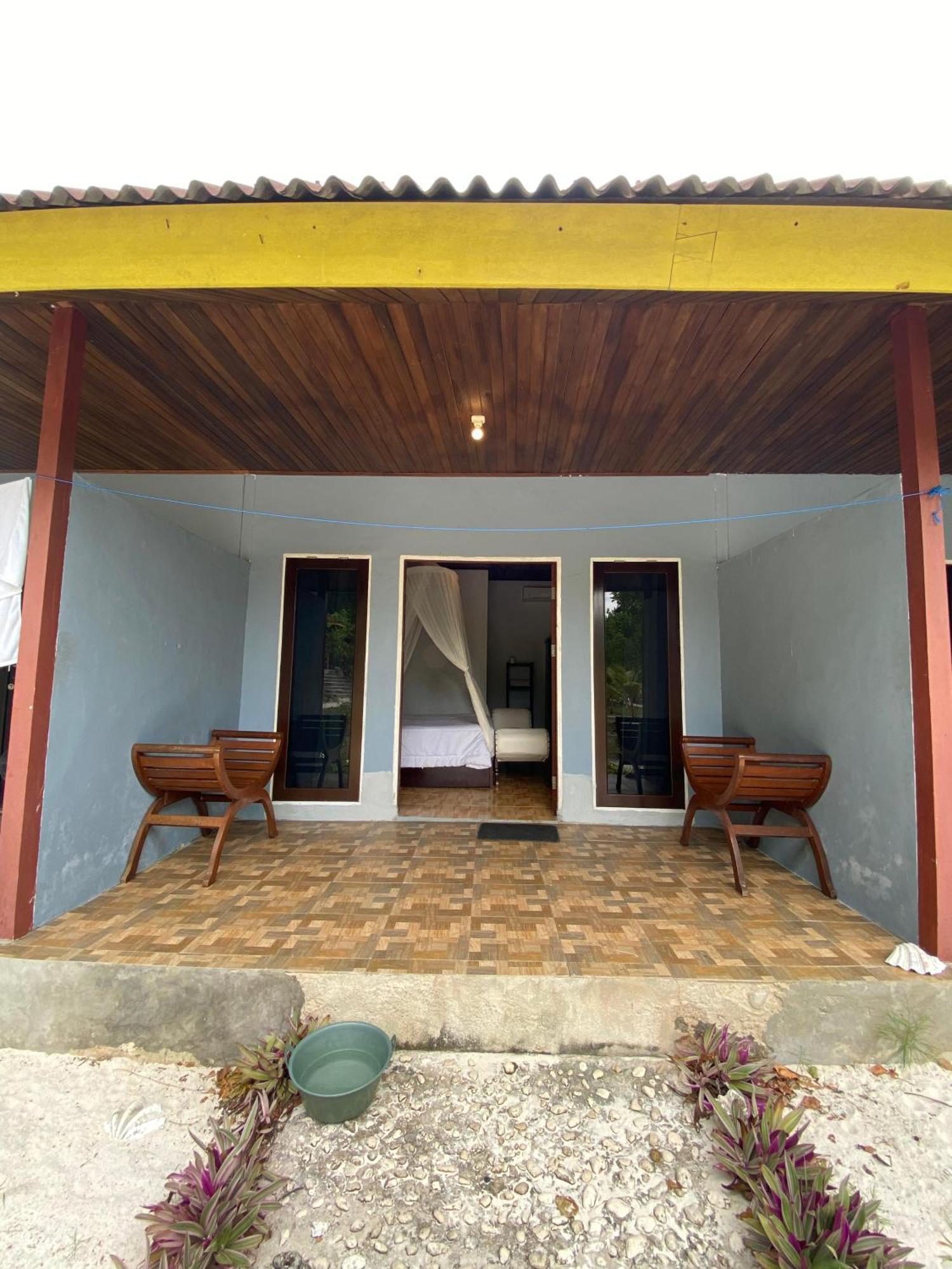 Amoryg And Dive Raja Ampat Guest house Pulau Mansuar